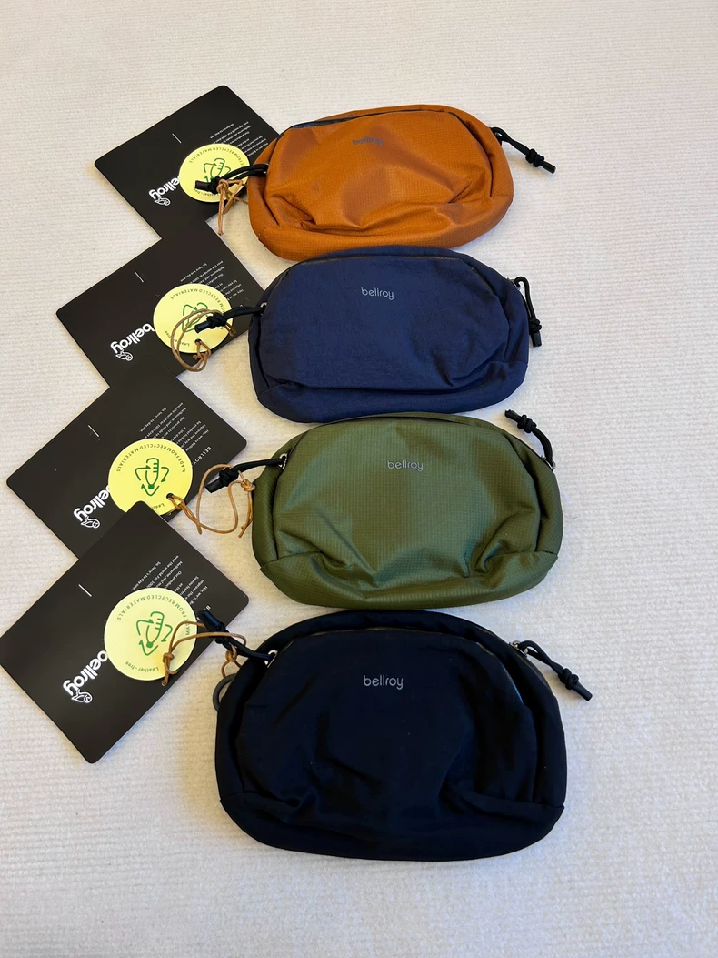 Tech Accessories Travel Organizer Pouch - Bellroy Venture Pouch 1.5L Wodoodporna torba