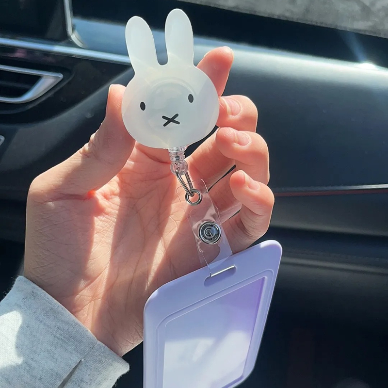 Uroczy etui na identyfikator M – Kawaii Tech Accessories recenzja i cena